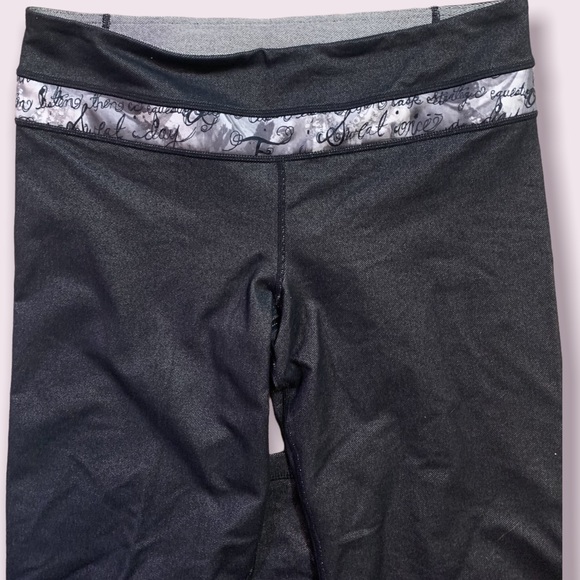 Lululemon pants - Picture 3 of 8